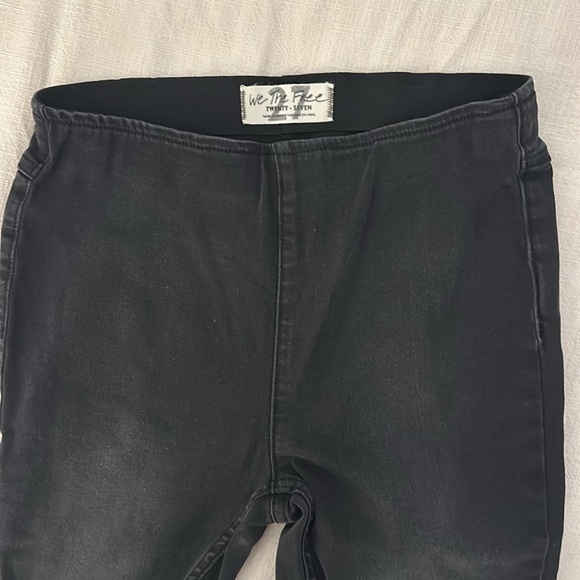 Free People Black Jeans, Size 27 - Picture 2 of 7